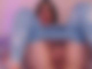 rosalielust's Live Sex Cam Show