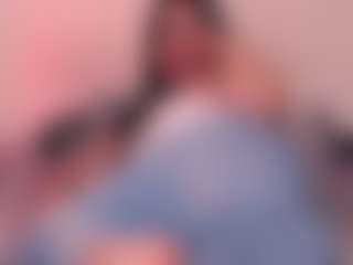 rosalielust's Live Sex Cam Show