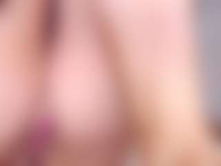 sweetykitty's Live Sex Cam Show