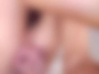 sweetykitty's Live Sex Cam Show