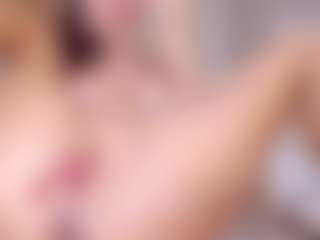 Live cam show with sweetykitty - Kisses on instabang