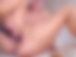 Live cam show with sweetykitty - Bedroom Big Tits on SpankPalCams