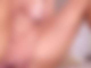 sweetykitty's Live Sex Cam Show