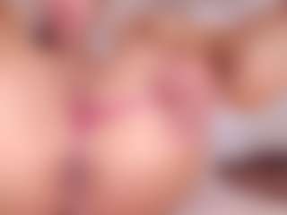 Live cam show with sweetykitty - Dildo on Dolls Live