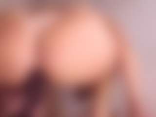 sweetykitty's Live Sex Cam Show