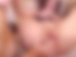 sweetykitty's Live Sex Cam Show