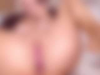 sweetykitty's Live Sex Cam Show