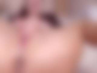 sweetykitty's Live Sex Cam Show