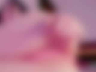 Live cam show with kittyobscene - Flashing on livesuperchat.net