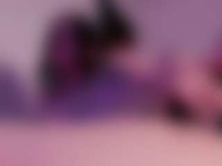 Live cam show with kittyobscene - Petite on xblisslive.com