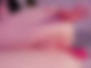 Live cam show with kittyobscene - White on Camsoda
