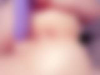 Live cam show with kitty Mary Marie - Thong on Camsoda