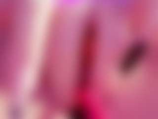 Live cam show with kitty Mary Marie - Spank Brown Hair on Hubzter Live