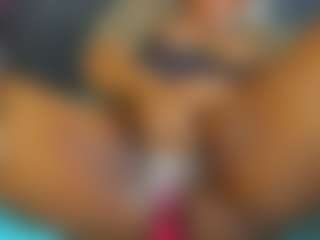 E L I E T T E's Live Sex Cam Show