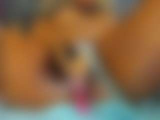 E L I E T T E's Live Sex Cam Show