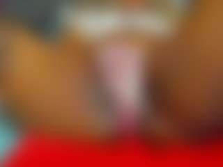 Live cam show with E L I E T T E - Bedroom Black on Fit Hotties