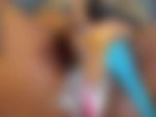 Live cam show with E L I E T T E - Big Nipples on camwithhim.com