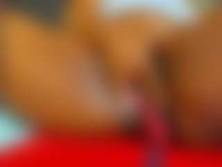 Live cam show with E L I E T T E - Wet on Fling VIP Chat