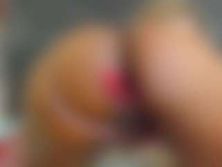 E L I E T T E's Live Sex Cam Show