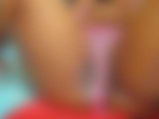 Live cam show with E L I E T T E - Ebony on Camsoda | colombia