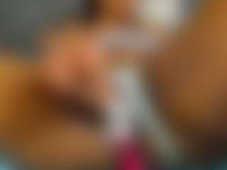 E L I E T T E's Live Sex Cam Show