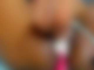 E L I E T T E's Live Sex Cam Show
