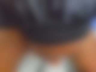 E L I E T T E's Live Sex Cam Show