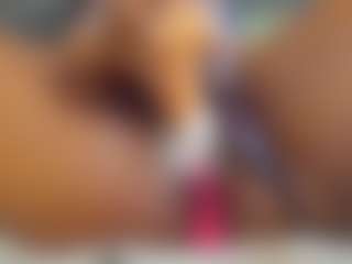 E L I E T T E's Live Sex Cam Show