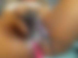 E L I E T T E's Live Sex Cam Show