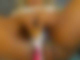 E L I E T T E's Live Sex Cam Show