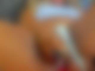 E L I E T T E's Live Sex Cam Show