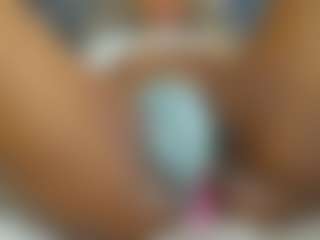 E L I E T T E's Live Sex Cam Show