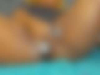 E L I E T T E's Live Sex Cam Show