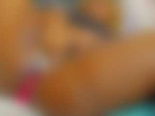 E L I E T T E's Live Sex Cam Show