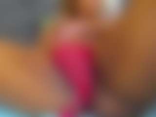 Live cam show with E L I E T T E - Double Penetration on Stripli.com