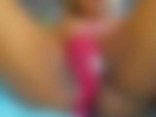 Live cam show with E L I E T T E - Ebony on Camversity | colombia