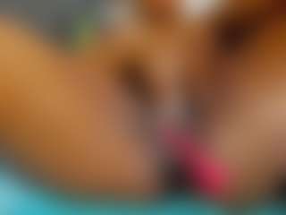 E L I E T T E's Live Sex Cam Show