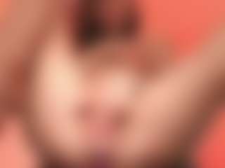 Live cam show with KirstenDanston - Brown Hair on live18s.com