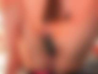 KirstenDanston's Live Sex Cam Show