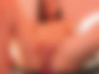 KirstenDanston's Live Sex Cam Show