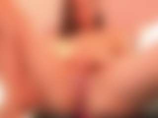 KirstenDanston's Live Sex Cam Show