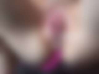 KirstenDanston's Live Sex Cam Show