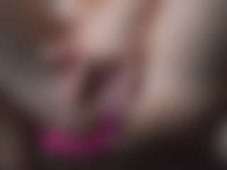 KirstenDanston's Live Sex Cam Show