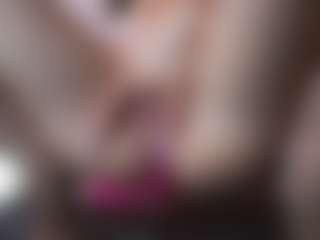 KirstenDanston's Live Sex Cam Show