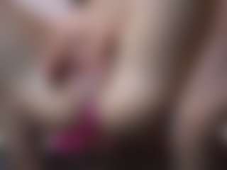 KirstenDanston's Live Sex Cam Show