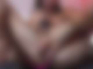 KirstenDanston's Live Sex Cam Show