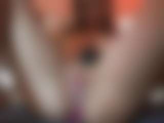 KirstenDanston's Live Sex Cam Show