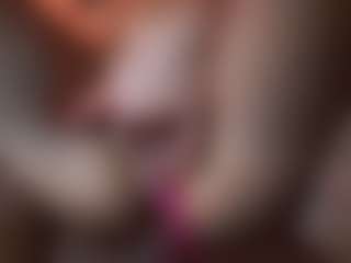 KirstenDanston's Live Sex Cam Show
