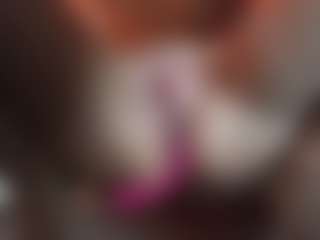 KirstenDanston's Live Sex Cam Show