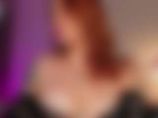 Live cam show with Miss Melanie - Big Tits on Stripli.com